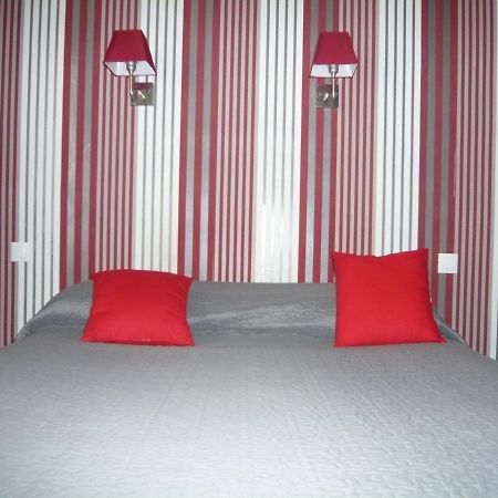 Hotel - Restaurant Saint Jacques Μπλουά Εξωτερικό φωτογραφία
